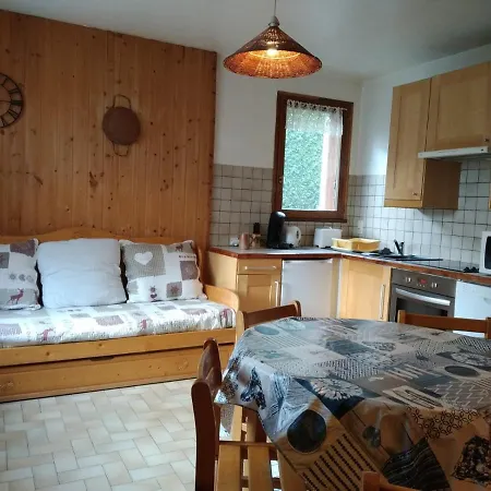Avec Jardin Alpesi faház *