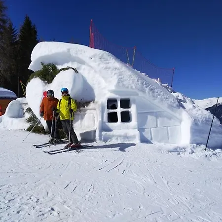 Avec Jardin Alpesi faház *